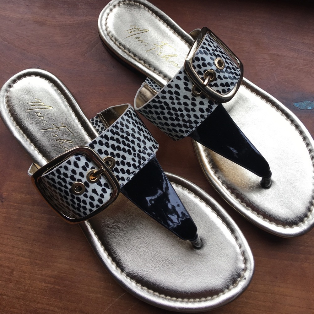 Marc Fisher thong sandals